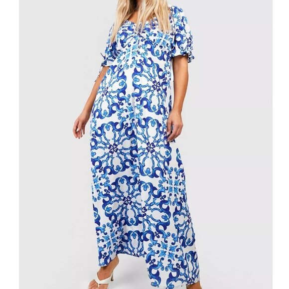 Boohoo Plus Dresses & Skirts - Boohoo Porcelain Print Puff Sleeve Maxi Dress - NWT - Size 16